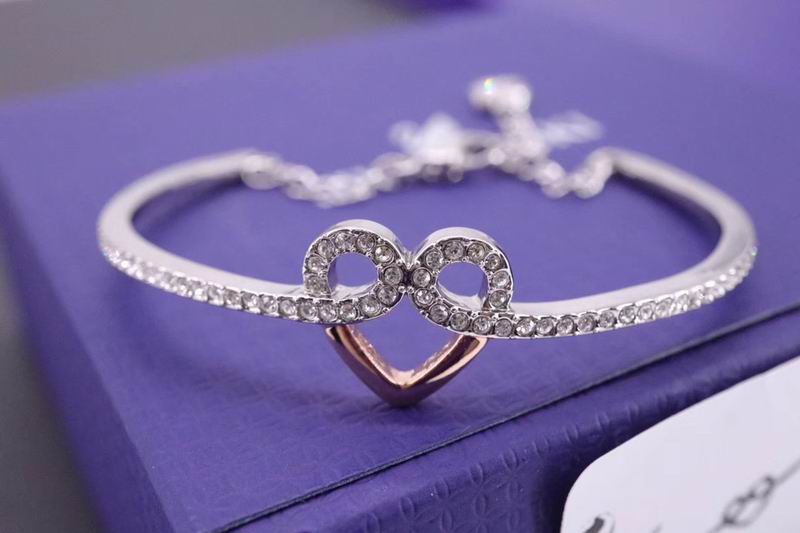Swarovski Bracelet 06yxh12